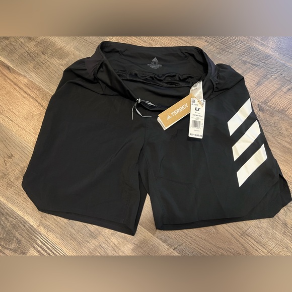 ADIDAS Agravic AIIA Trail Running Shorts XL 9”. Black/White Terrex Men AEROREADY - Picture 2 of 7